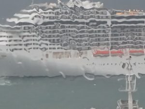 Cruise Ship